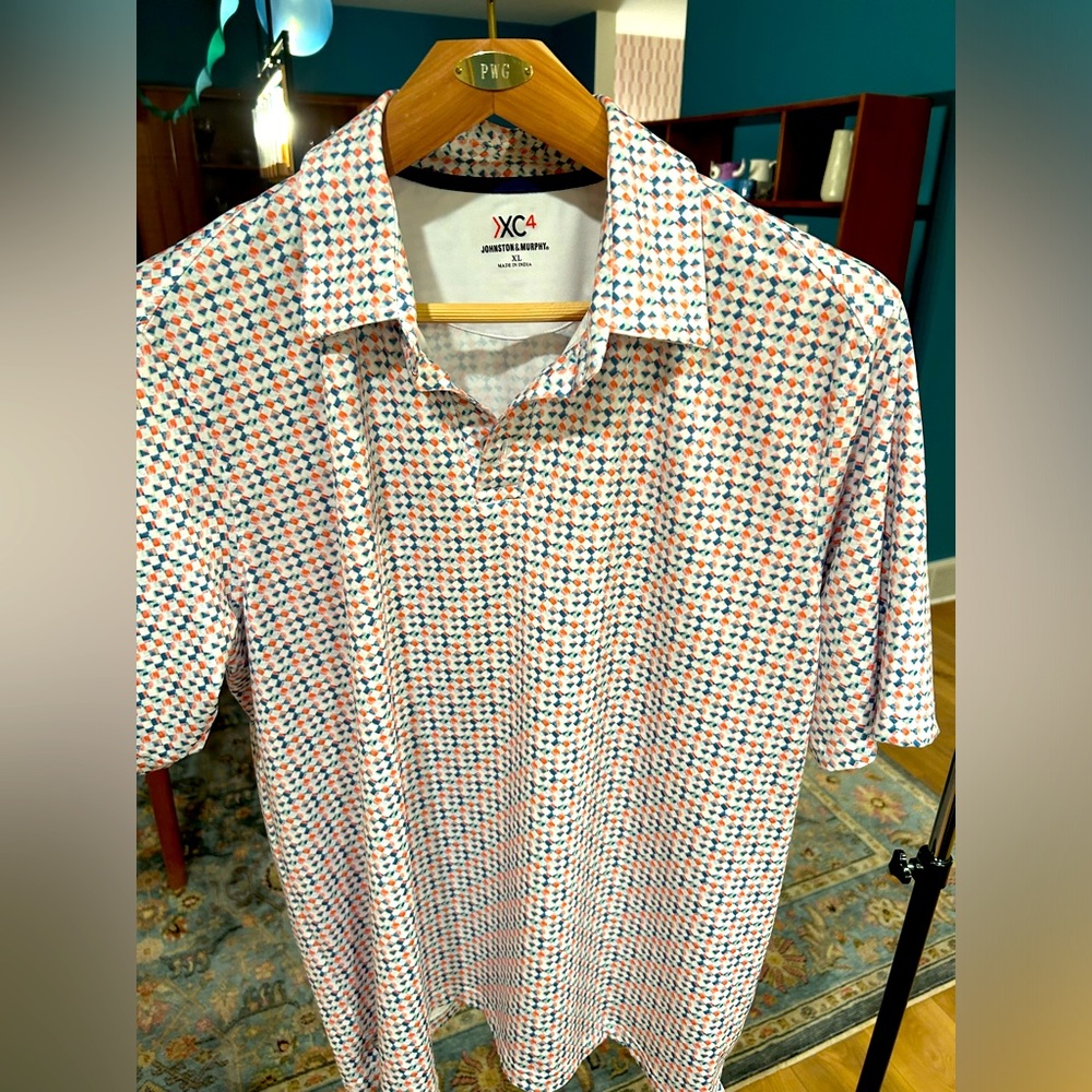 Johnston & Murphy XC4 performance golf shirt — size XL — excellent condition
